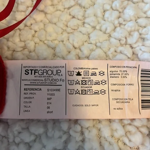 🎈Red Shorts🎈 - Picture 9 of 9